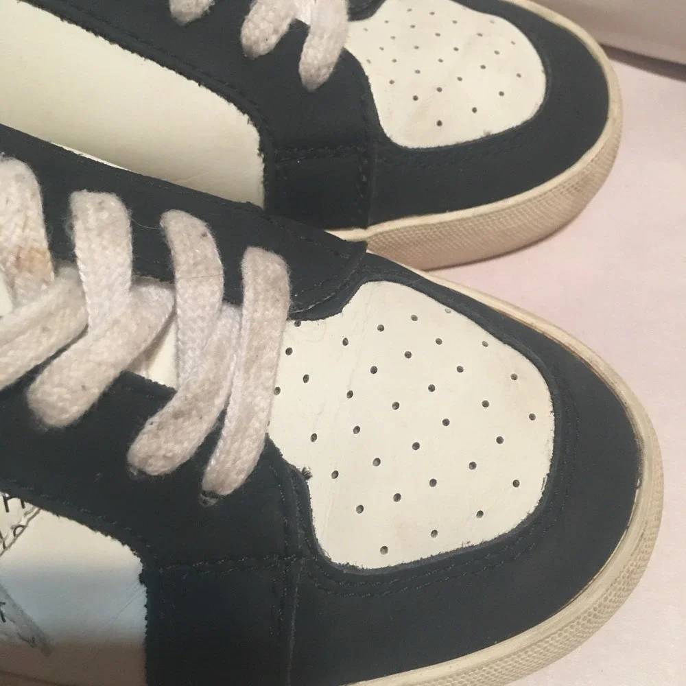 Vintage  Havana Sneakers Size M10, W8.5 Reflex Black White Rare Logo Star
